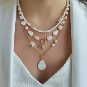 Сет из перламутра и белого коралла в позолоченой фурнитуре